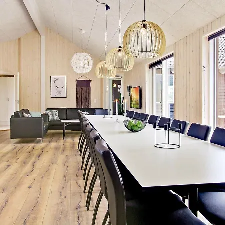 بيت للعطل 20 Person In Hasselberg